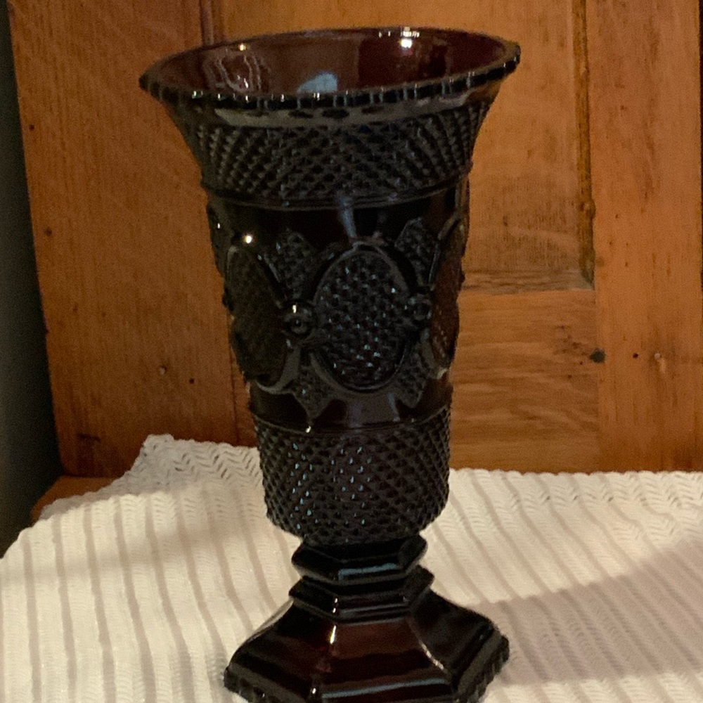 1876 Avon Ruby Red Vase Cape Cod #M521